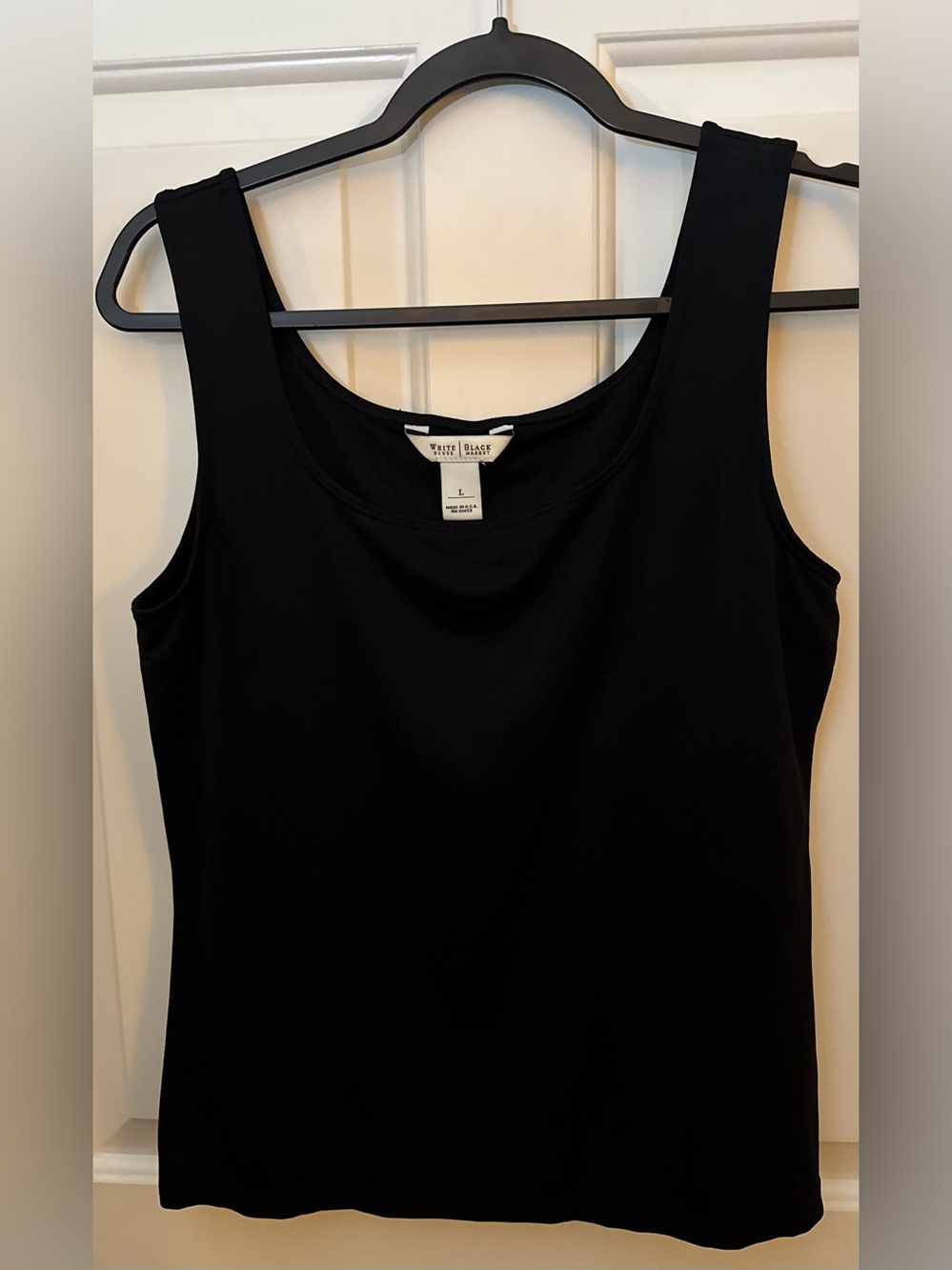 White House Black Market Tank Top Women's Black Scoop Neck Tank Top Size Large